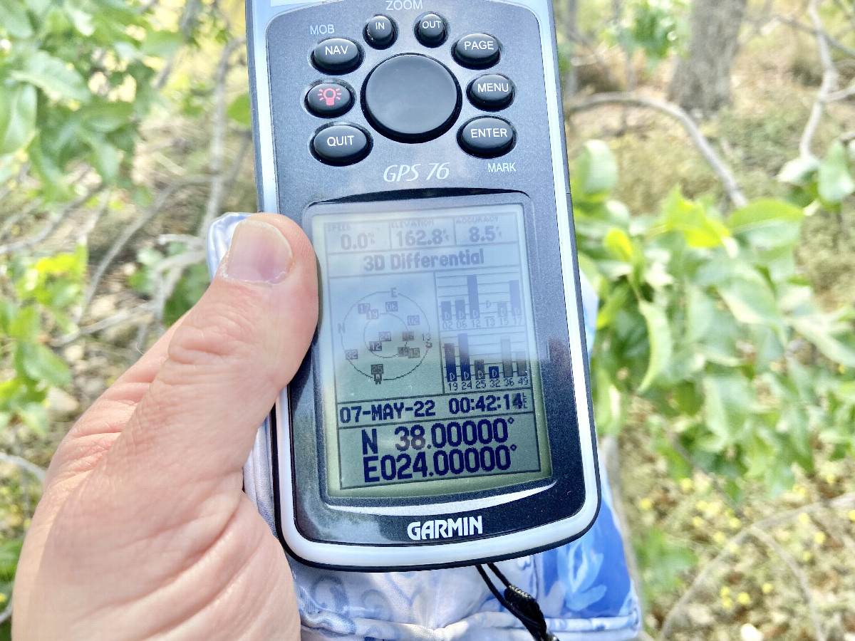 GPS reading at the confluence point. 