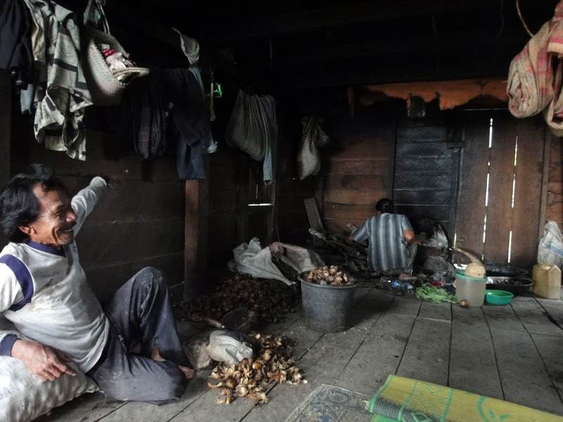 farmers living at the confluence 