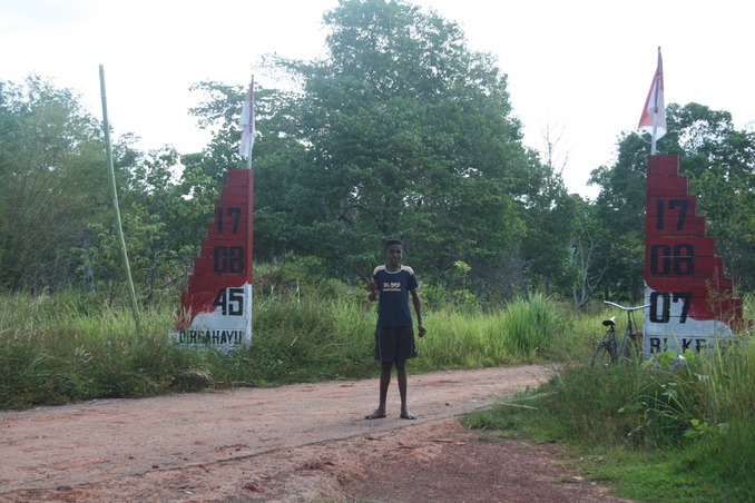 Entrance to Erambu