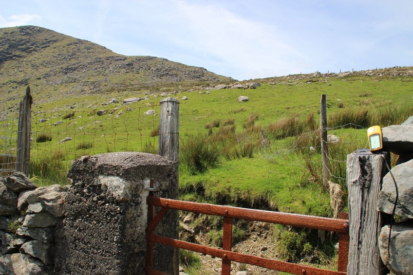 Gate to the confluence area, 300 m east