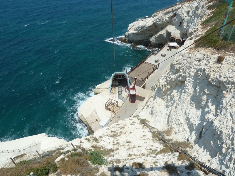 По канатной – прямо в гроты/Cable railway leads right to grottoes