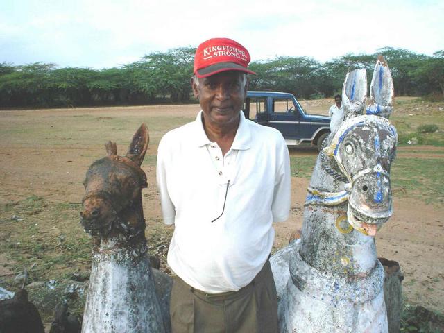 Nath with earthenware horses near 10N79E