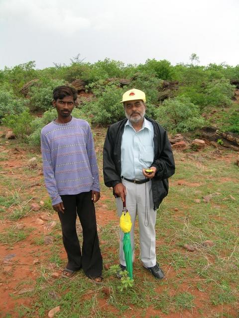 Mohan with our driver Hanumantha at 16N 75E