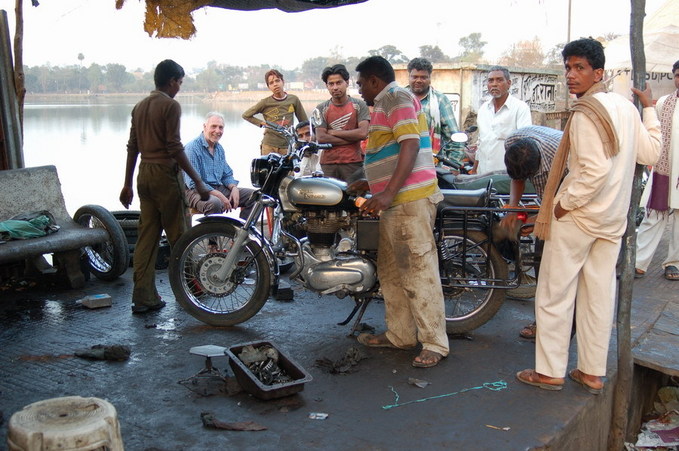 Bike repairing at Seoni