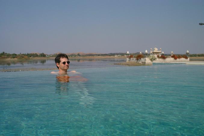 The swimming pool and the temple at Udai Bilas Palace in Dungarpur