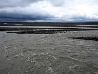 #1: Confluence on island in braided river Skeidará, 424 m away