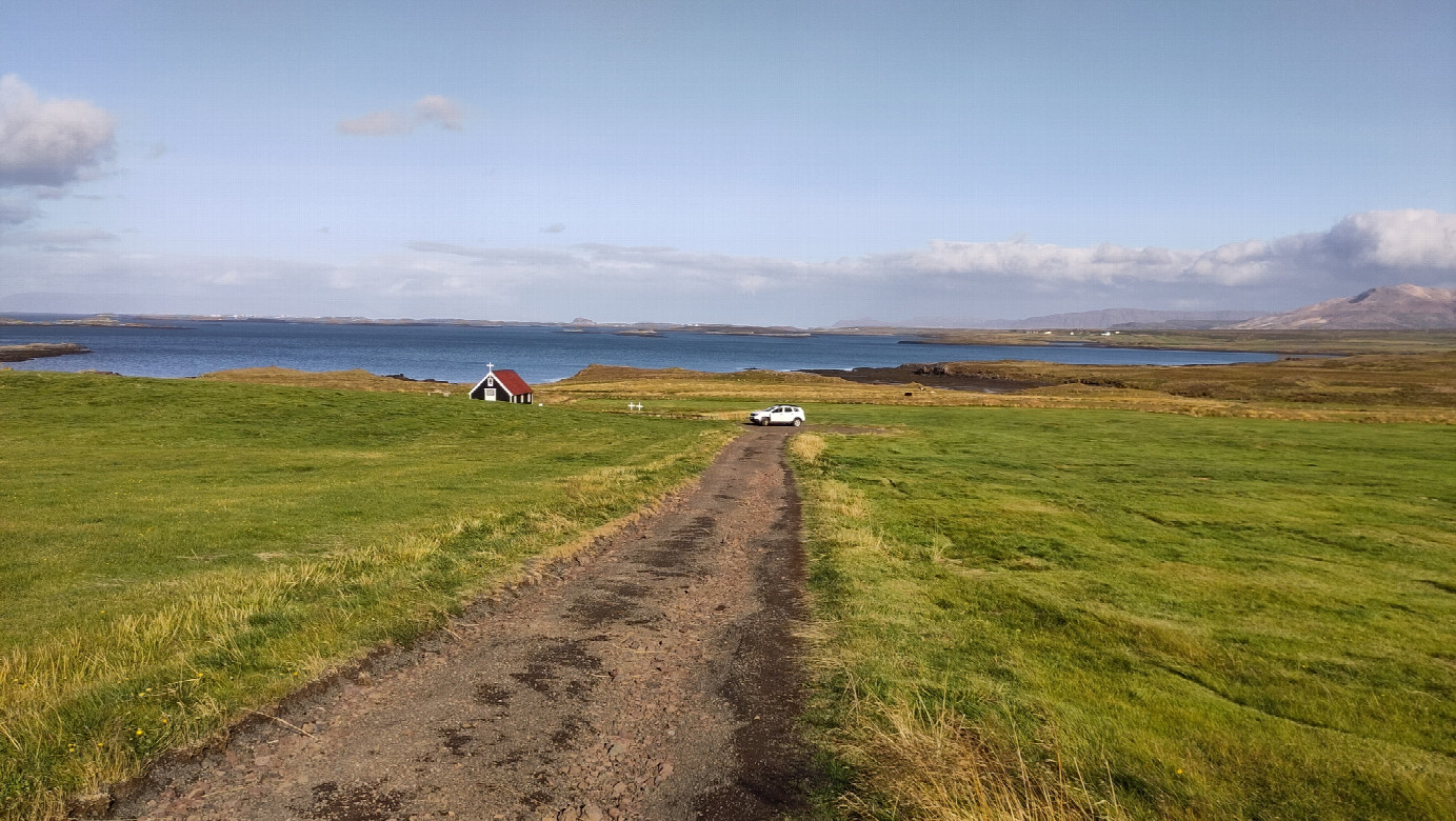 parking at the church Bjarnarhöfn