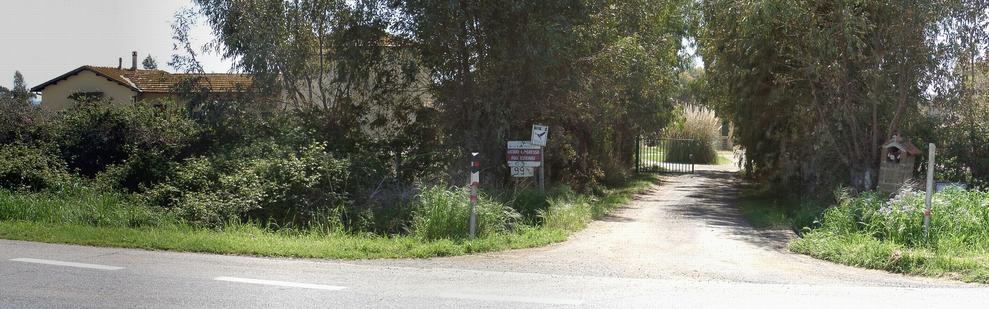 The farm buildings from the SS1