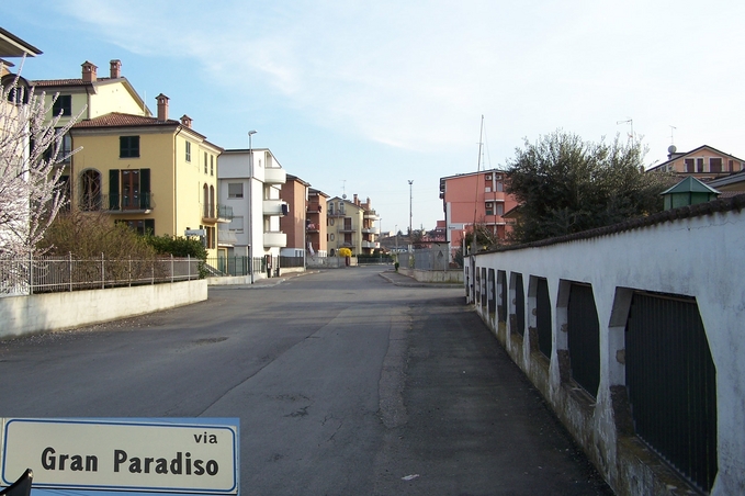 View towards S from the confluence