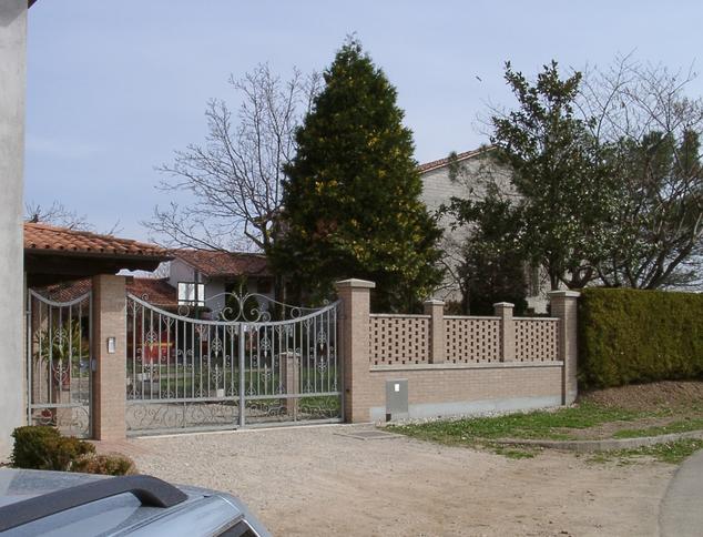 Confluence in the back of the garden behind the gate