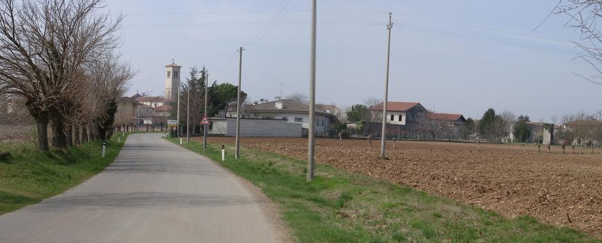 San Lorenzo from east with house on the right side