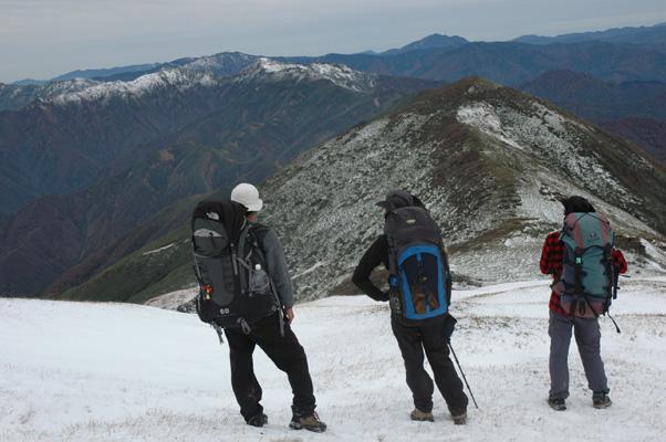 Looking east from Mt. Ushigatake. 2days bush walking starts here