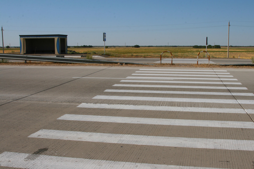 Zebra crossing excatly opposite confluence point