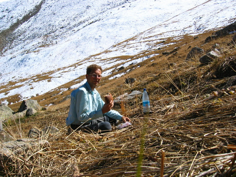 Picnic with Bread exactly at the Confluence