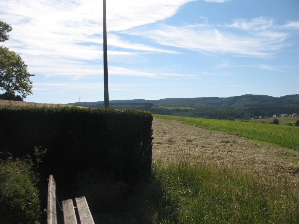 Osten; view east