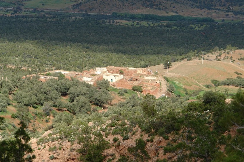 Village close to the degree confluence