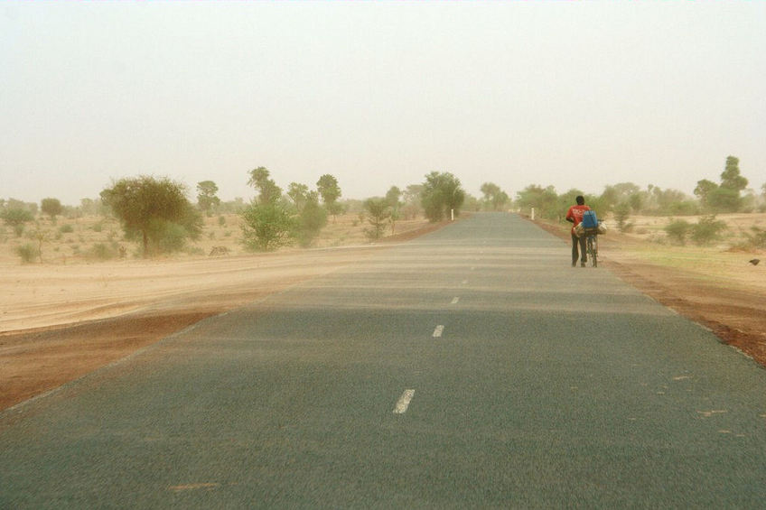 Sand wind on the road to Kayes