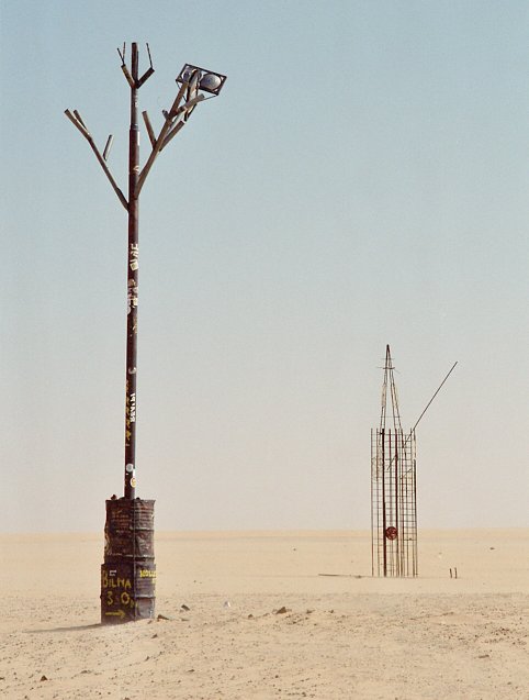 Arbre du Ténéré former spot, about 103 km WSW of the Confluence.