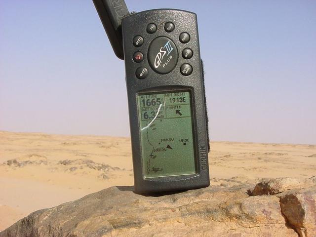 Looking east from the top of the ridge of cliffs east of Dirkou toward the Confluence