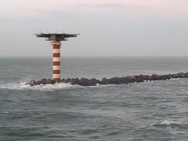 The northern breakwater of the Nieuwe Waterweg