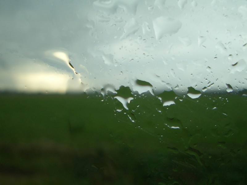 Looking through raindrops to the confluence of 53° North and 7° East at 100 m 