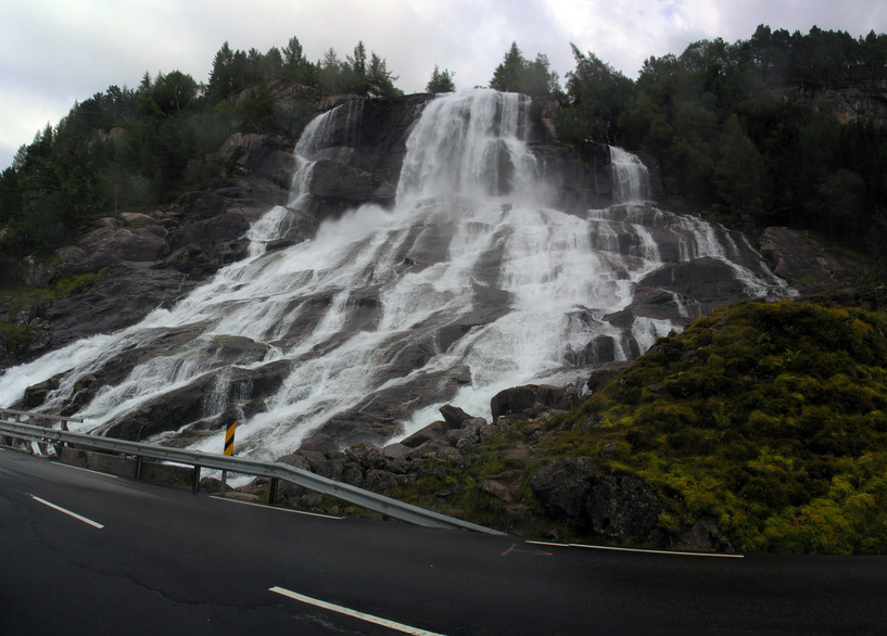 Waterfall north of the ferry terminal