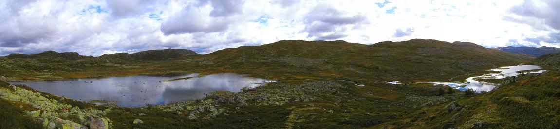 Panorama overlooking the confluence area, taken from the opposite direction of the main panorama