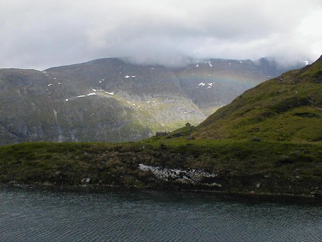 The abandoned place Fedalsetra, and the reward for finding the confluence, a beautiful rainbow.