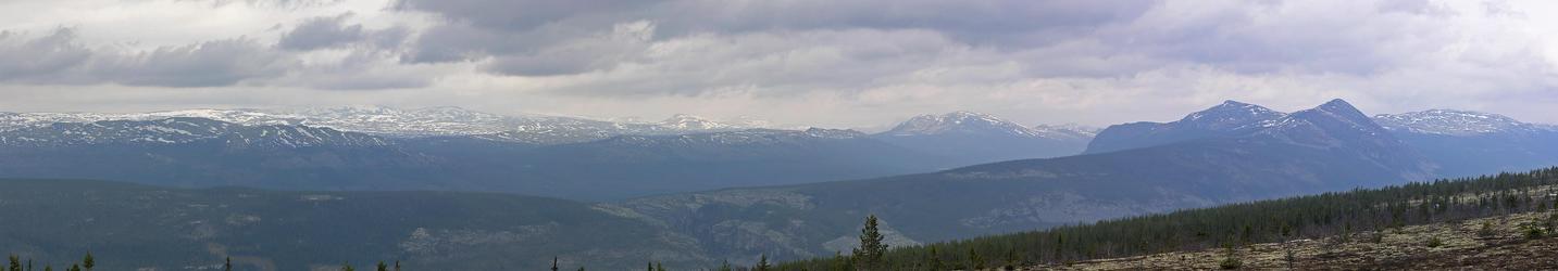 Panoramic view towards Jutulhogget