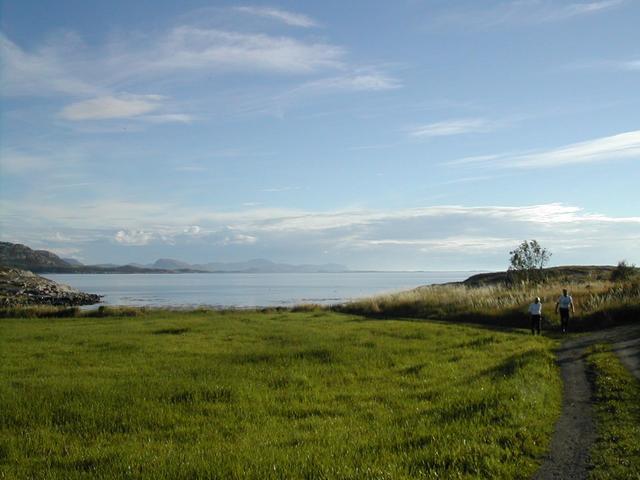 The beautiful nature near the confluence.  Helge and his wife to the right.