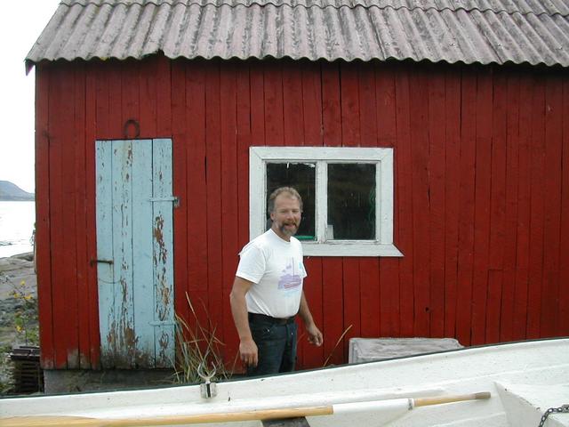 Helge lending us his boat