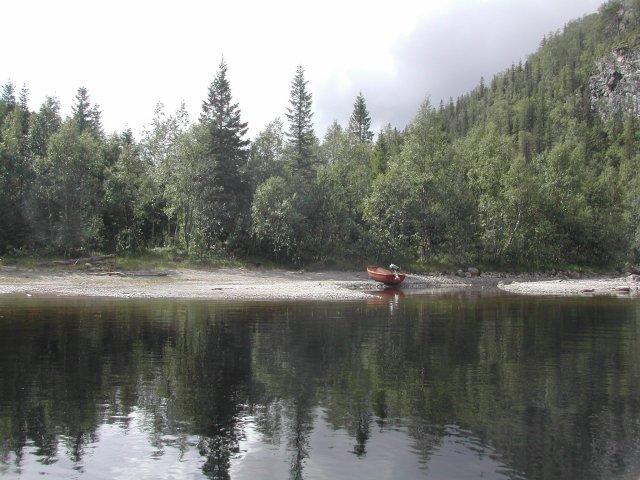 Shore near Svarvåa where we landed our boat