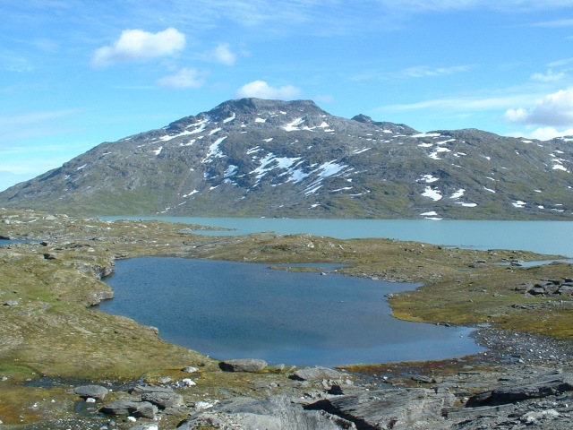 Noaide from the lake below