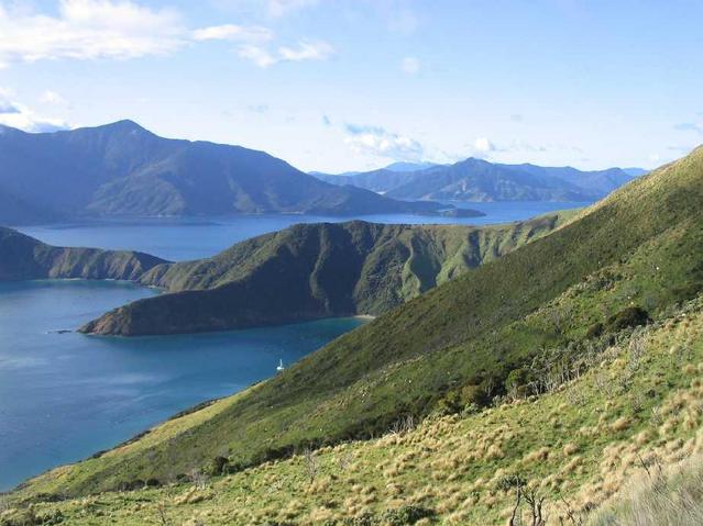 On the way to the confluence, looking at Forsyth Bay, with yacht Le Sebura in sight