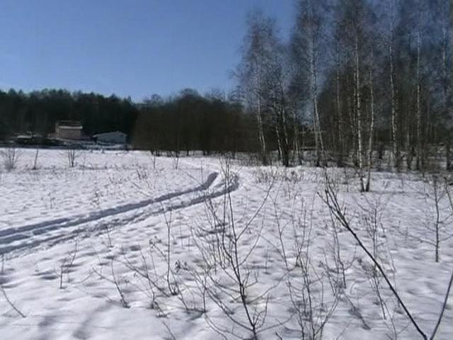 Widok ze ścieżki w kieunku zachodnim.