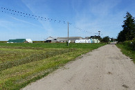 #11: Gospodarstwo w oddali w kierunku wschodnim / The farm in the distance towards the east