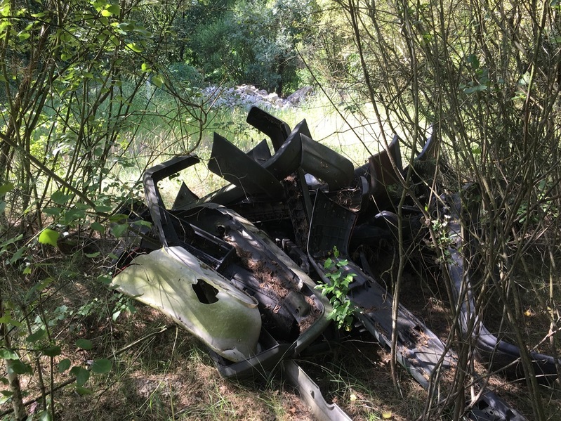 Garbage near the confluence