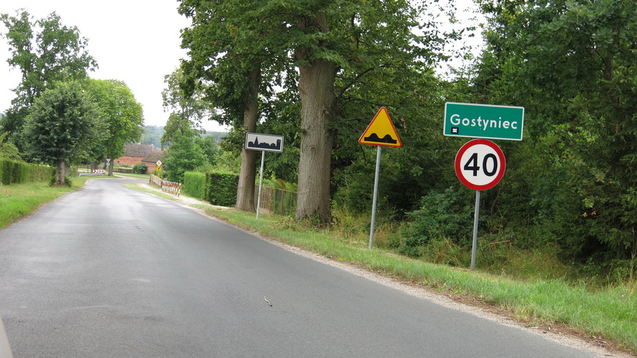 Town sign Gostyniec