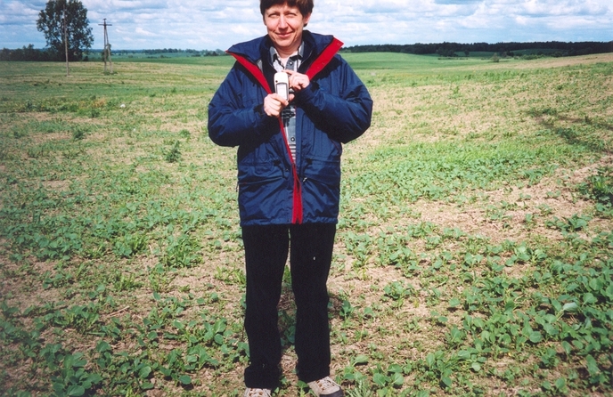 Wojciech Czombik at the confluence (view towards SE)