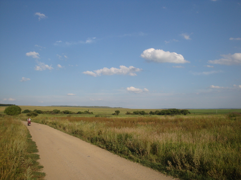 Дорога на водоем/The road to reservoir