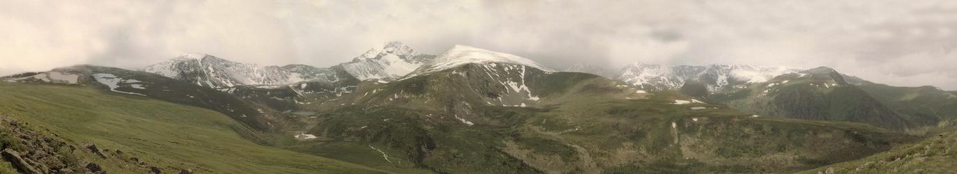 Panorama from East to West from the CP.