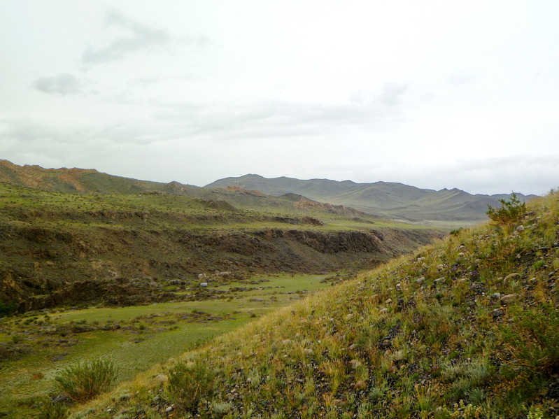 East view. Mongolia in the distance / Вдали Монголия