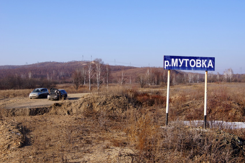 Пройти можно, проехать нет/You can walk but you can't drive