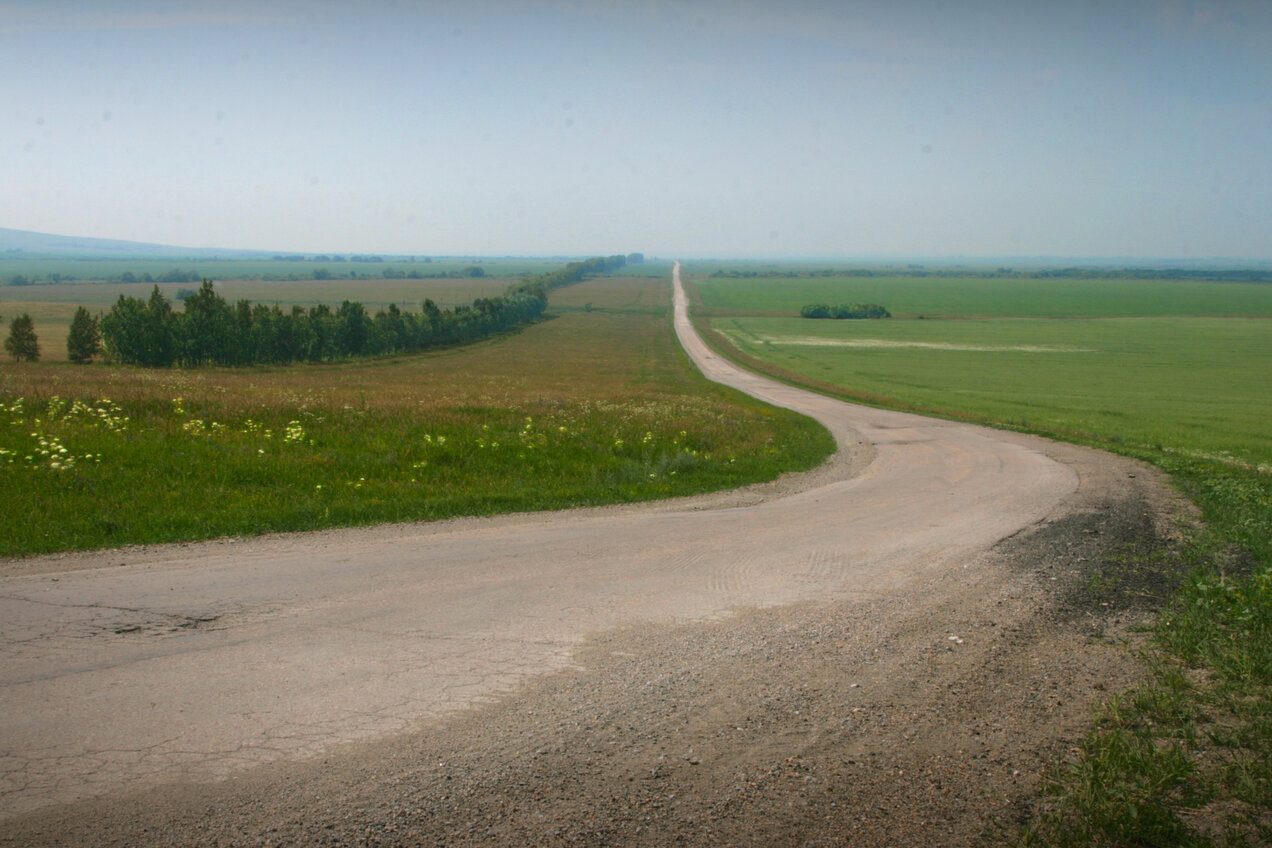 straight secondary roads between confluence