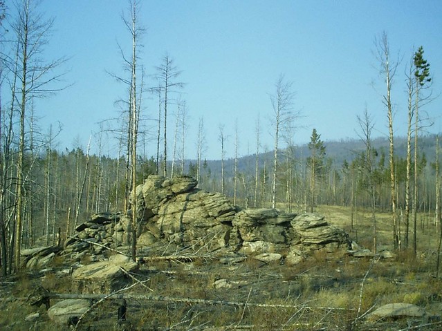 Stones are uninflammable / Камни не горят