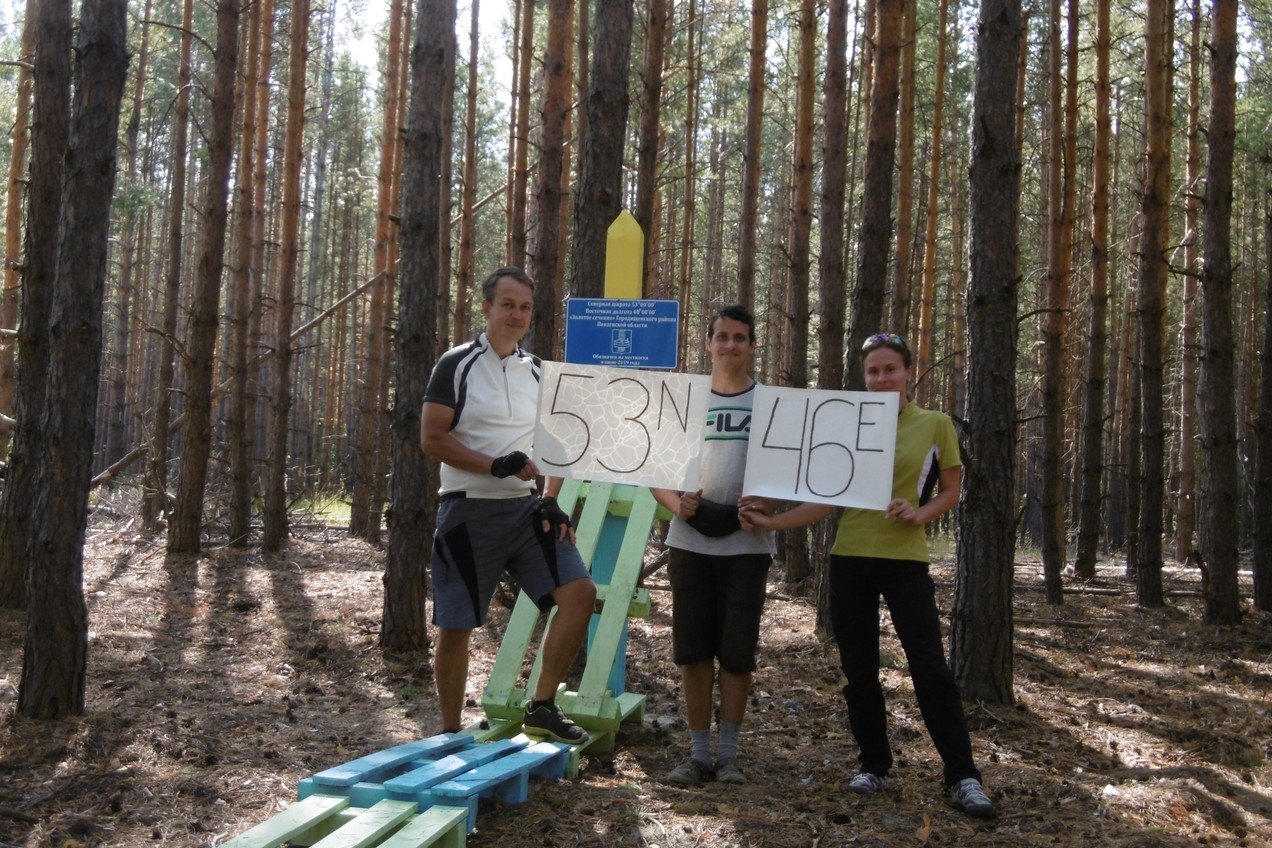 Велосипедисты на ТК / Bike riders at the CP