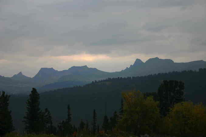 Горный массив "Лежащий Саян"/Mountain-mass "Lying Sayan"