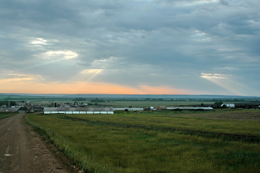 На подъезде к деревне/Approaching the village