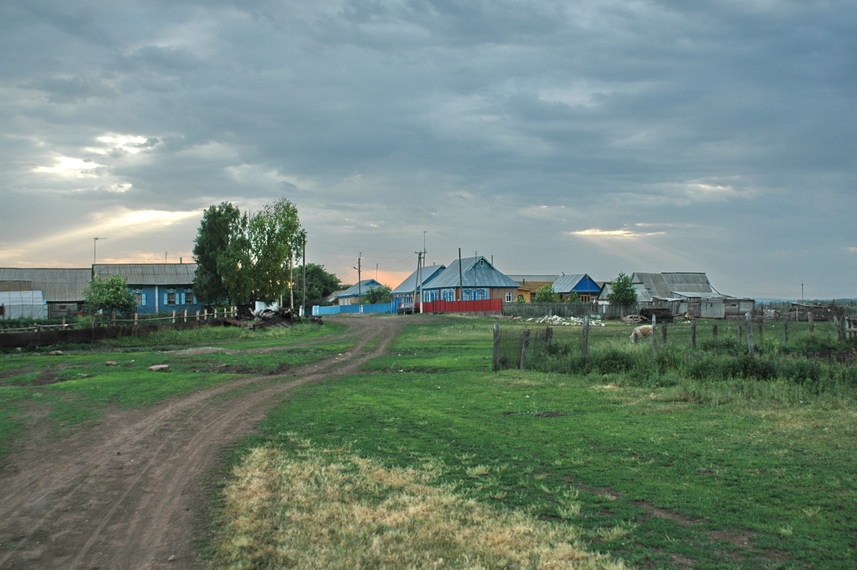 Деревенская улица/Village street