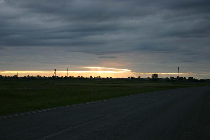 Вперед - к свету! -- Forward - to the light!